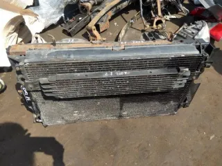  Радиатор (основной) Chrysler Voyager 4 Арт 26155, вид 1