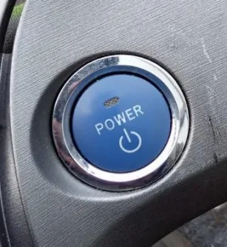  Кнопка запуска двигателя Toyota Prius 3 Арт 51400