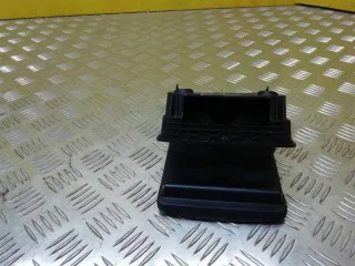 1K0862532F Подлокотник Volkswagen Golf 5 Арт 90202