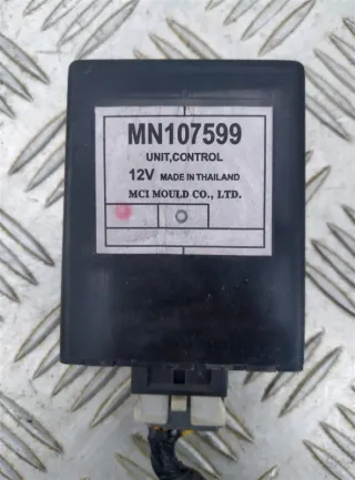 MN107599 Блок управления светом Mitsubishi L200 3 Арт 97536