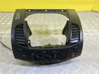  Дефлектор обдува салона Mitsubishi L200 4 Арт 150368, вид 1