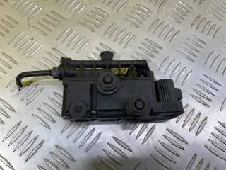 RVH000095 Блок клапанов пневмоподвески Land Rover Range Rover Sport 1 Арт 157782, вид 1