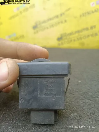 357941333 Кнопка корректора фар Volkswagen Passat B3 Арт 391-34, вид 3