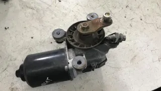  Моторчик передних стеклоочистителей (дворников) Mitsubishi Galant 7 Арт 84085863, вид 3