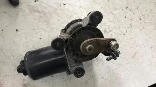  Моторчик передних стеклоочистителей (дворников) Mitsubishi Galant 7 Арт 84085863, вид 4