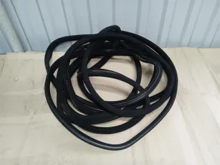 A2046970951,A2046971051,A2046970151 Уплотнитель Mercedes C W204 Арт SD968.KSV8, вид 1