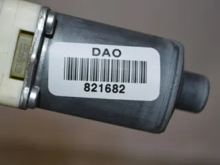 827310185R, 0130822330 Моторчик стеклоподъемника задний левый Renault Megane 3 Арт PR821682, вид 2
