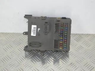 8200283816, 8200004201E Блок предохранителей Renault Laguna 2 Арт PR814842, вид 1