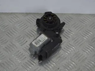 8200000558 Моторчик стеклоподъемника задний правый Renault Laguna 2 Арт PR500930285, вид 1