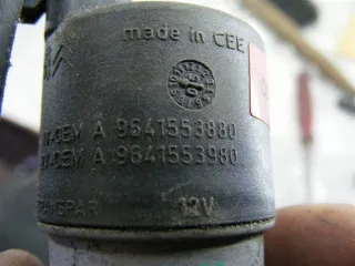 9641553880, 9641553980 Насос (моторчик) омывателя стекла Renault Sandero 1 Арт PR500089509, вид 2