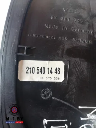 2105401448,87001345 Щиток приборов (приборная панель) Mercedes E W210 Арт 03127643, вид 3