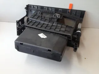681080009R Бардачок Renault Megane 3 Арт 02329210, вид 3