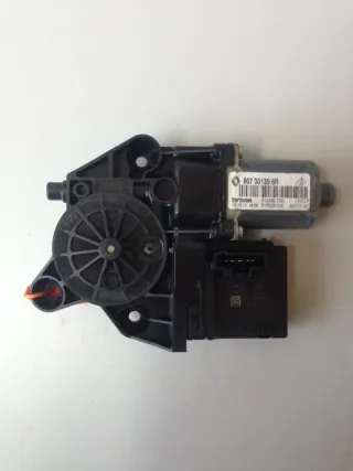 0130822473,807301396R моторчик стеклоподъемника передний правый Renault Megane 3 Арт 02329252, вид 2