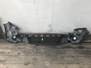  Заглушка (решетка) в бампер Renault Megane 3 Арт 29091013, вид 1