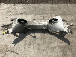 9640718710 Балка подвески задняя Citroen C5 2 Арт 24550356, вид 1