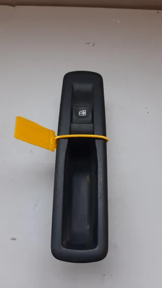 156024250A Кнопка стеклоподъемника заднего левого Renault Megane 3 Арт 24545989, вид 1