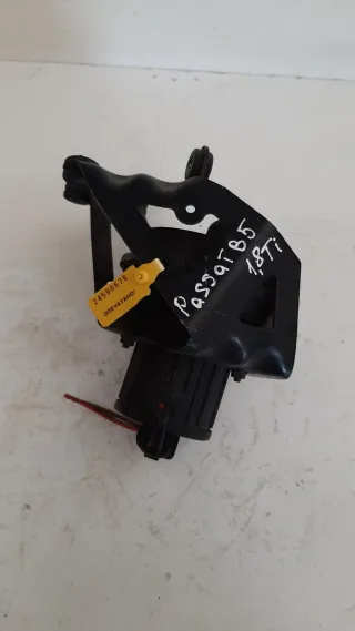 06A959253B Насос продувки катализатора Volkswagen Passat B5 Арт 24590676, вид 1