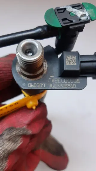 9659228880 Форсунка Peugeot 407 Арт 24590750, вид 2