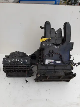 366974173 Отопитель в сборе (печка) Opel Astra J Арт 24557980, вид 1