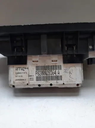 P8200028364A Часы Renault Clio 2 Арт 46447465, вид 2