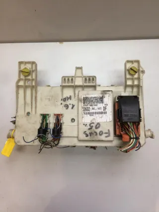 97RA000001 Блок предохранителей Ford Focus 2 Арт 22857800, вид 2
