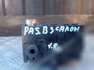  Блок предохранителей Volkswagen Passat B3 Арт 137726084, вид 3