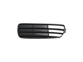  Заглушка (решетка) в бампер передний Audi 80 B4 Арт 138520624, вид 1