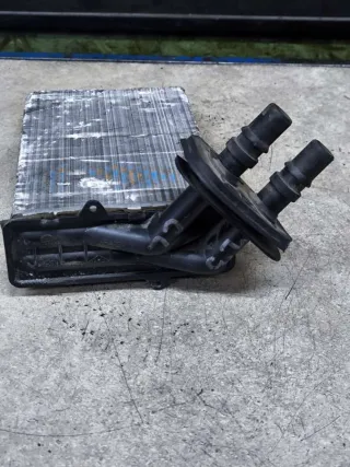 127310100 Радиатор отопителя (печки) Renault Clio 2 Арт 24329, вид 2