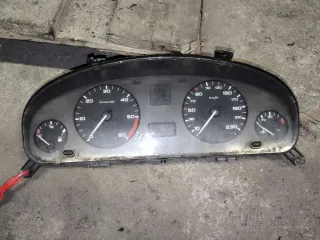 9630372780 Щиток приборов (приборная панель) Peugeot 406 Арт 0750646, вид 1