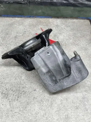 8200499925A Подушка крепления двигателя Renault Clio 3 Арт 0750734, вид 1