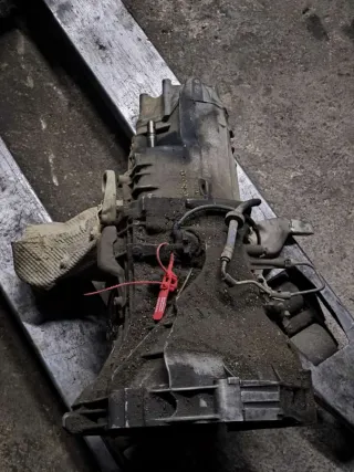 DWH КПП механическая (МКПП) 5-ступенчатая Audi A4 B5 Арт 0626289, вид 3