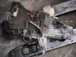 DWH КПП механическая (МКПП) 5-ступенчатая Audi A4 B5 Арт 0626289, вид 4