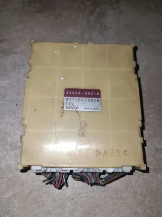 0771005520,8865044210 Блок управления (другие) Toyota Avensis VERSO Арт 18102, вид 1