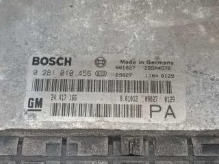 0281010456,24417166 Блок управления двигателем Opel Astra G Арт 17587, вид 1