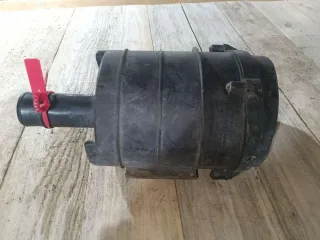 7700864802,7700869376 Корпус воздушного фильтра Renault Megane 1 Арт N048115, вид 4