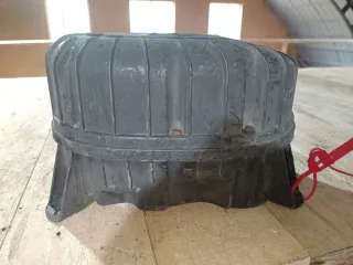 7700864696,7700873577 Корпус воздушного фильтра Renault Scenic 1 Арт N048117, вид 1