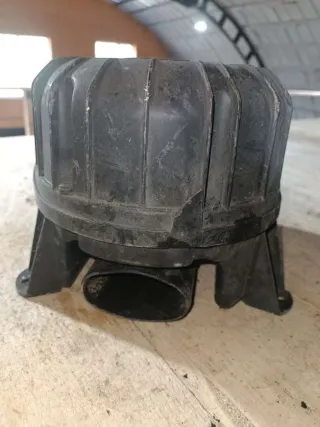 7700864696,7700873577 Корпус воздушного фильтра Renault Scenic 1 Арт N048117, вид 2