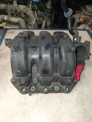 03E129711C Коллектор впускной Volkswagen Polo 4 Арт N048879, вид 1