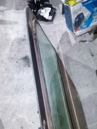 43R000018 Стекло кузовное боковое правое Mercedes Sprinter W906 Арт 14191, вид 3