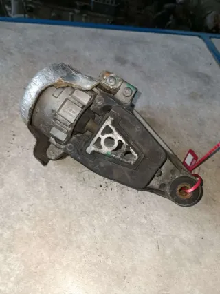 320A24E,326C64 Подушка крепления двигателя Peugeot 607 Арт K399606, вид 2