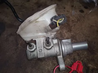 0204254242 Цилиндр тормозной главный Citroen C4 1 restailing Арт J301660, вид 3