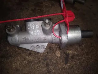  Цилиндр тормозной главный Renault Clio 2 Арт J301678, вид 2