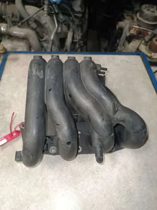 7700870201,7700875337,95029300 Коллектор впускной Renault Clio 2 Арт N048772, вид 3