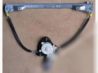 8.2002098860131E+14 Стеклоподъемник электрический передний правый Renault Clio 2 Арт 4160, вид 1