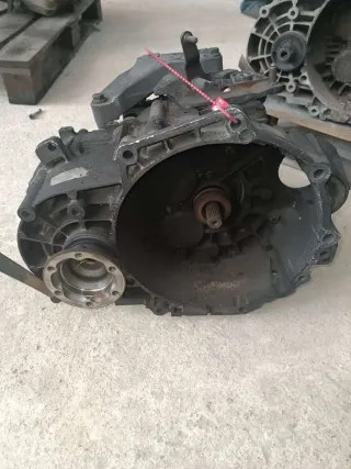 HDV КПП механическая (МКПП) 6-ступенчатая Volkswagen Passat B6 Арт J971690, вид 1