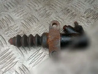  Цилиндр сцепления рабочий Mazda 323 BA Арт 142780186, вид 2