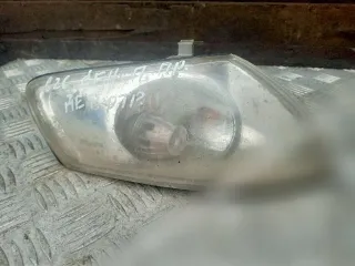  Поворотник правый Mazda 626 GF Арт 145332915, вид 1