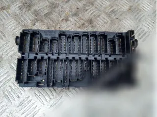  Блок предохранителей Volkswagen Vento Арт 148851451, вид 2
