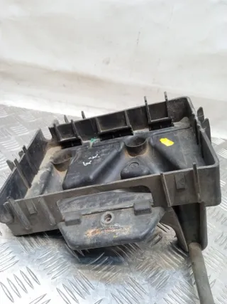 5Z0915331 Полка аккумулятора Seat Ibiza 5 1.4л BKY Арт 47408, вид 4