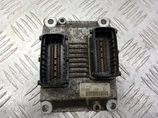 261207727 Блок управления двигателем Alfa Romeo 147 1  Арт 1049032, вид 1